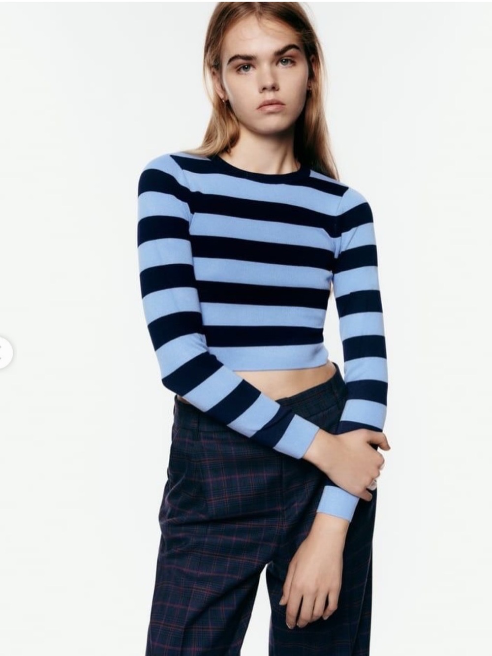 Zara Navy & Light Blue Striped Cropped Crew Sweater